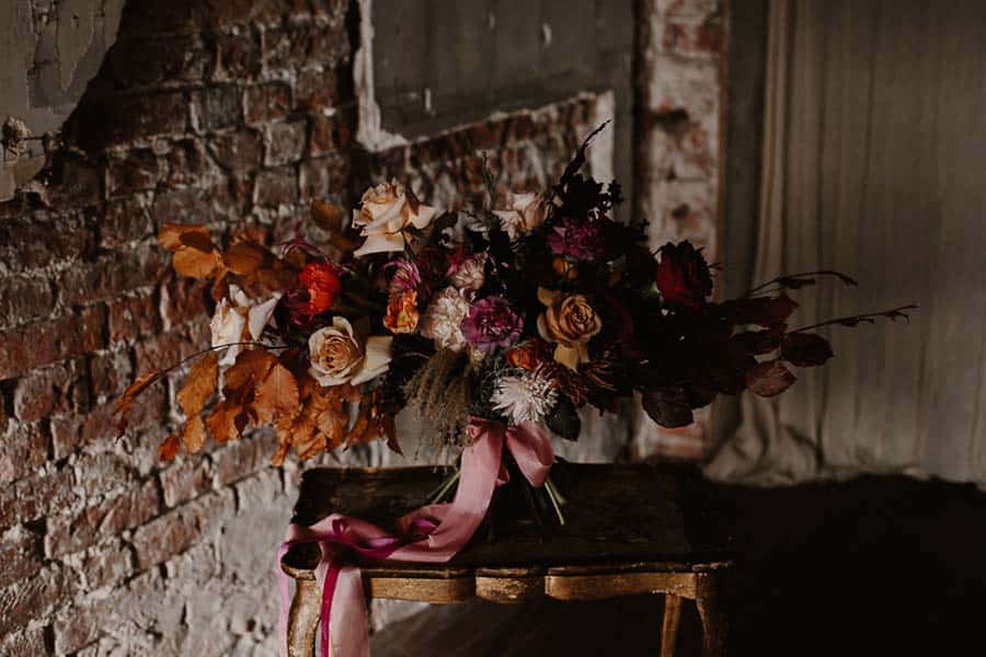 DEEP FLORALS STYLED SHOOT