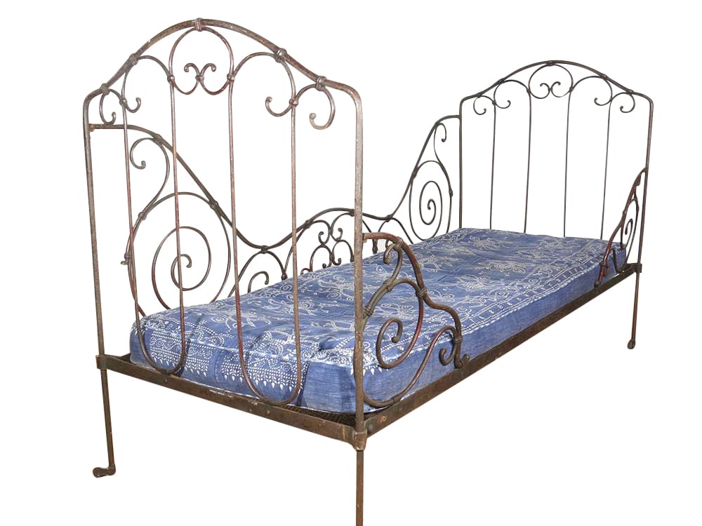 Vintage Daybed for hire Cheltenham