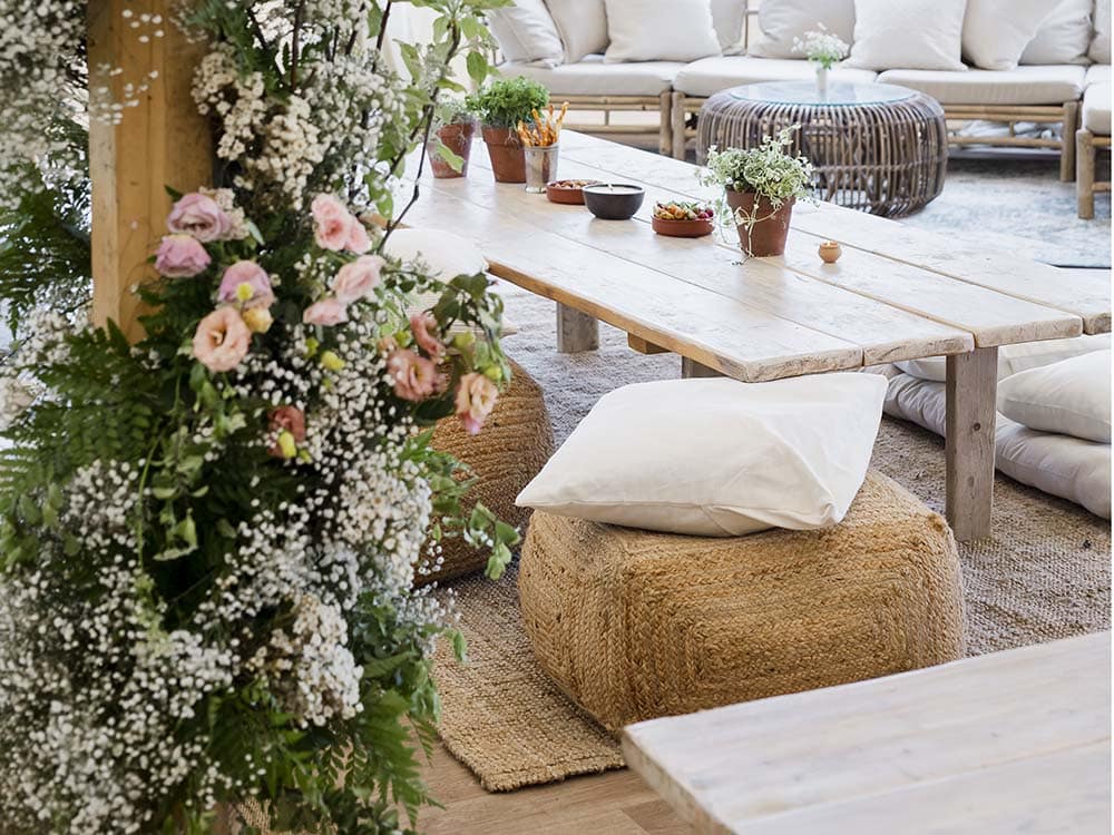 Jute Poufs for hire