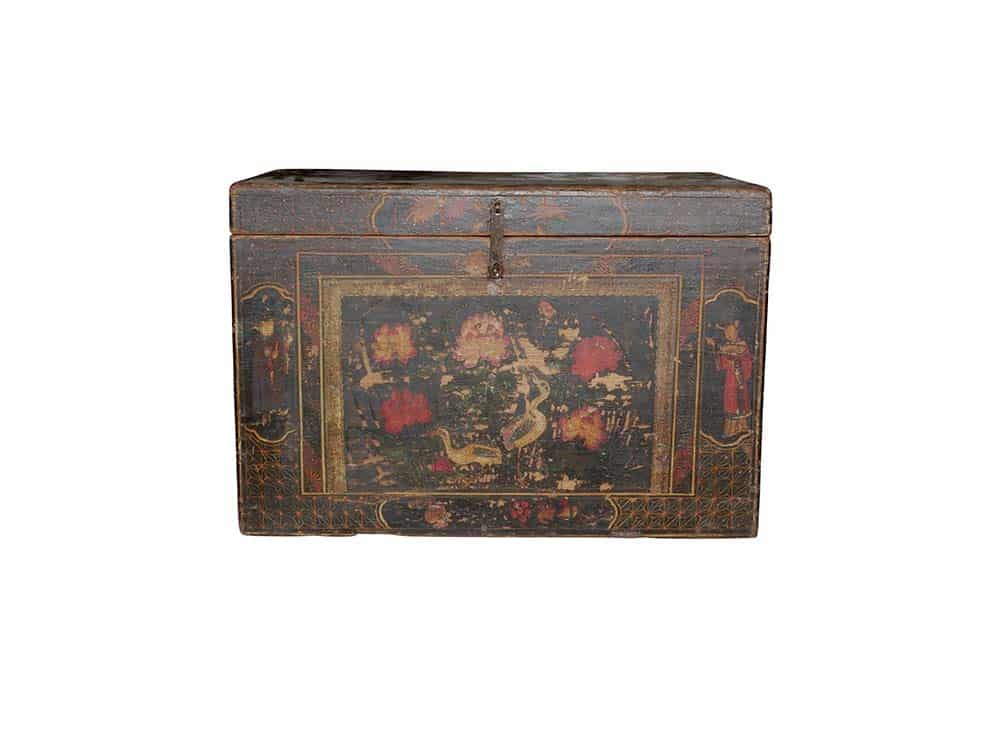 Antique Trunk for Hire