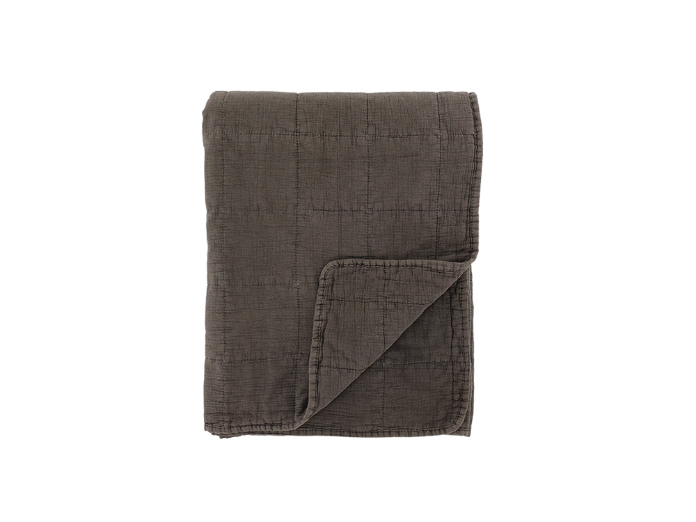 Quilted throw / blanket for hire