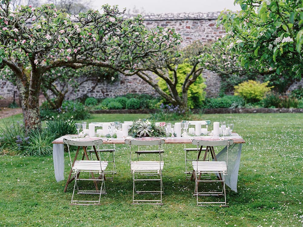 Folding Chairs for Hire