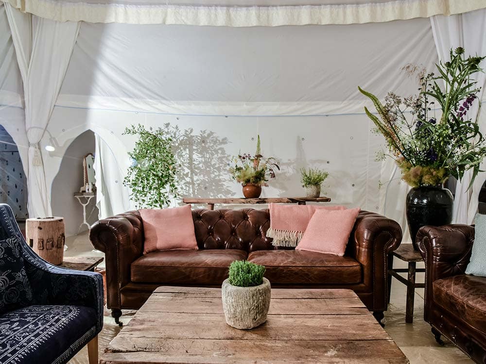 Diamond Blankets for Hire