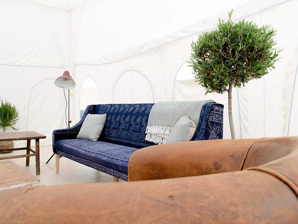 Diamond Blankets for Hire