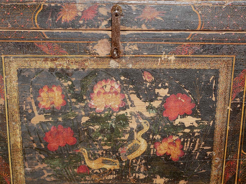 Antique Trunk for Hire