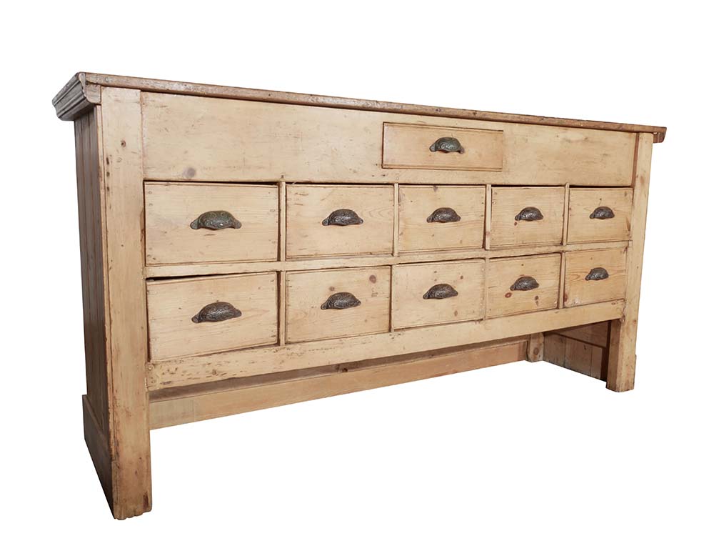 Antique Bar for Hire