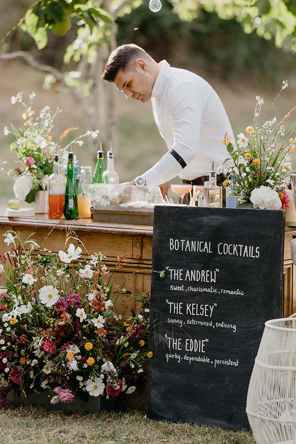 Summer Outside: Furnishing Perfect Alfresco Weddings and Events