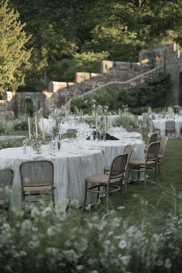 Summer Outside: Furnishing Perfect Alfresco Weddings and Events